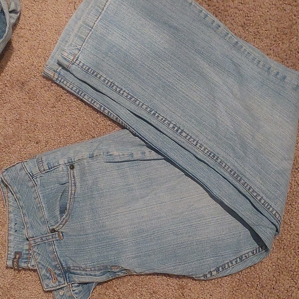 Stretch flare jeans
